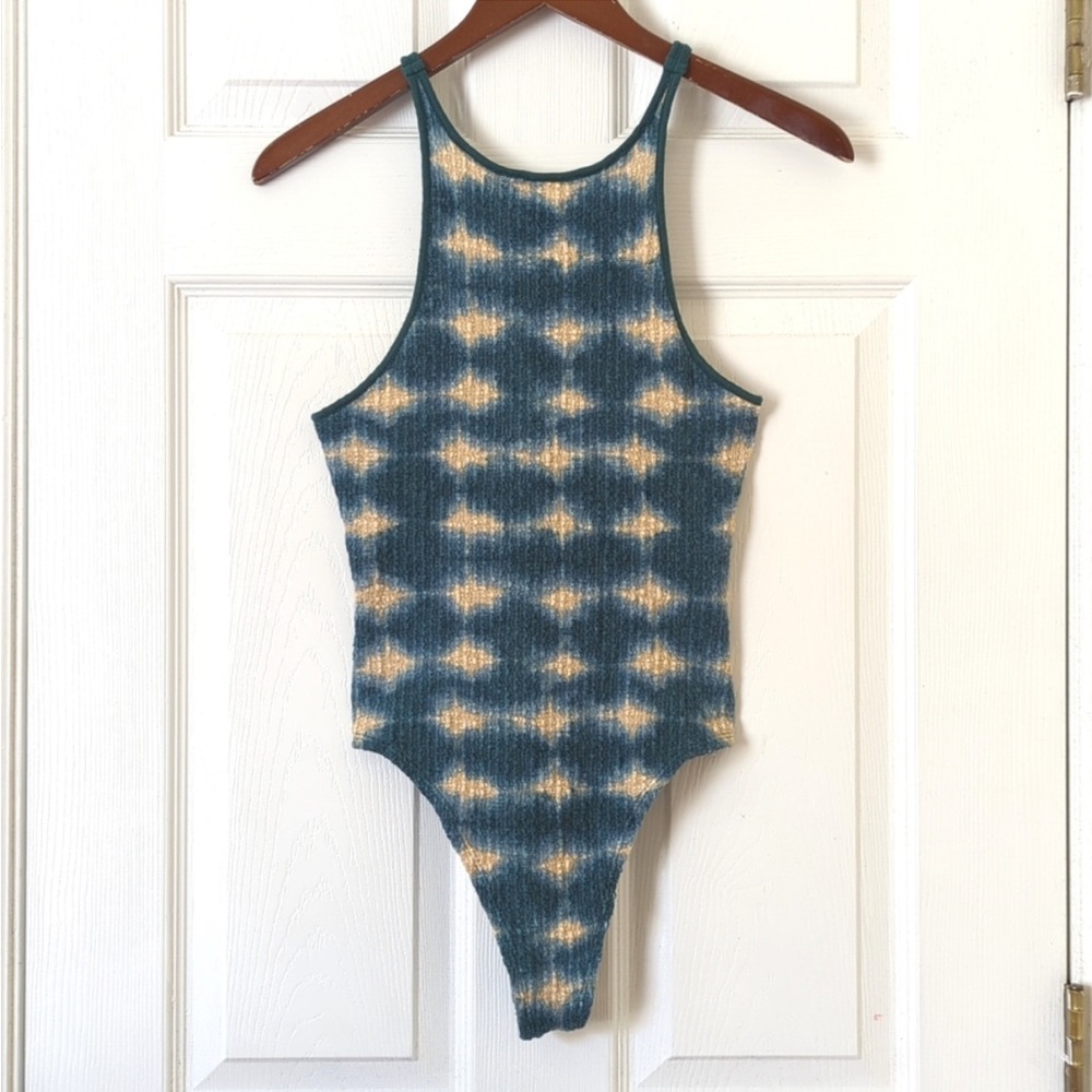 Out From Under Tie Dyed Knit Form Fitting Sleeveless Tank Thong Bodysuit Teal M
